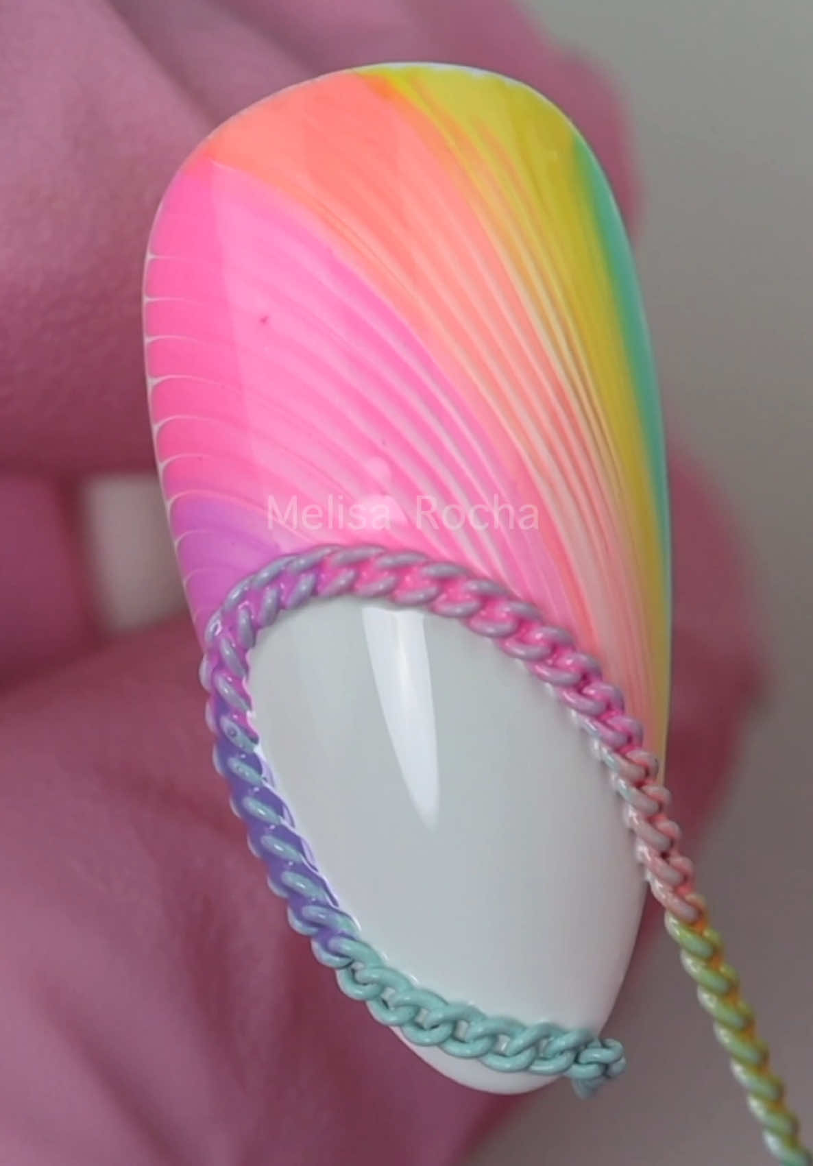 Uñas Efecto con Cadena 💅🏼✨ Nail Art #nailsartvideos #uñas #nail #nailart #nails 