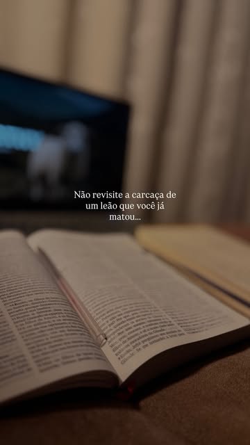 Aquilo que Deus te capacitou pra mat4r, não deve ser revisitado! 
.
.
.
.
.
.
.
.
.
#cristã #videoscristaos #palavra #palavradedeus #palavradodia