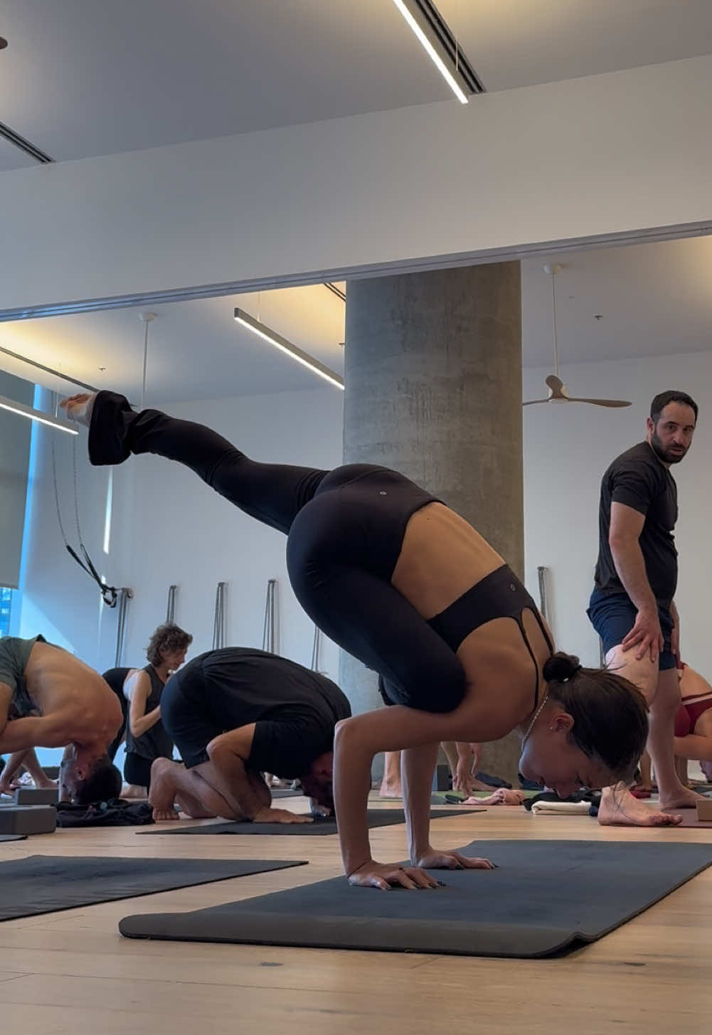 #yoga #מורהליוגה #fyp #yogaflow 