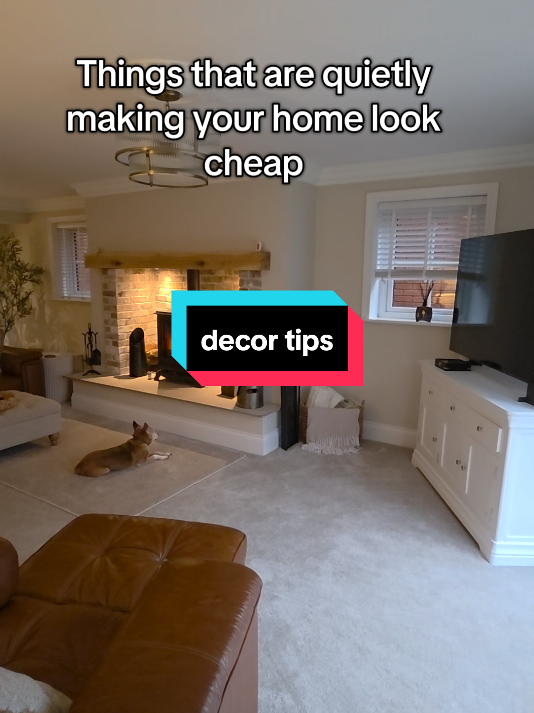 Small changes can make a huge difference when it comes to dressing your room #roomdesign #decorinspo #decortips #roomdecor #luxuryhome 