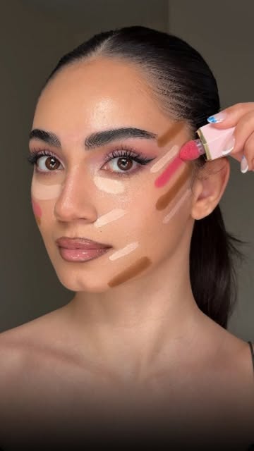 It's crazy how small mistakes make a HUGE difference👀
Be honest... which side is your routine closer to?

#makeuptutorial #makeuptips #makeuphacks #concealer #blush