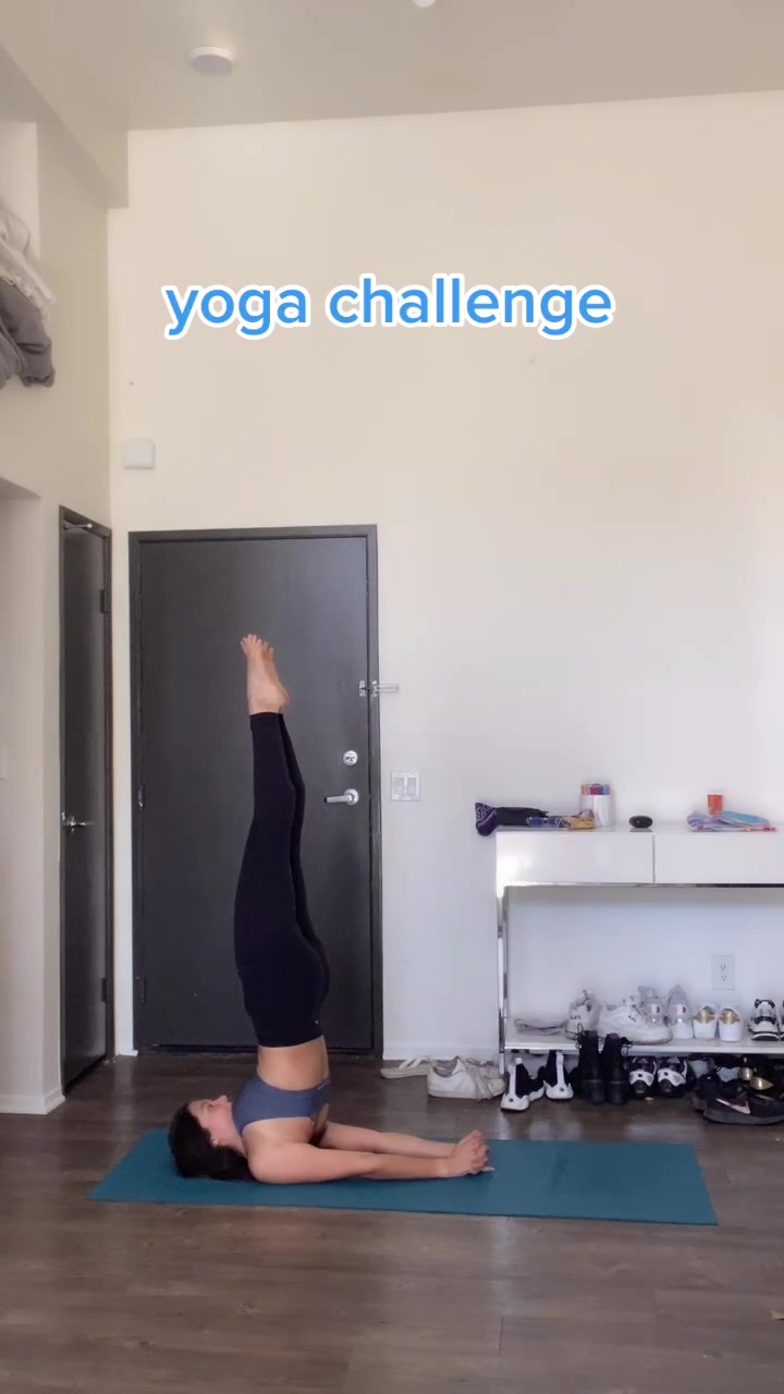 had to try this #yogachallenge 🙏🏼