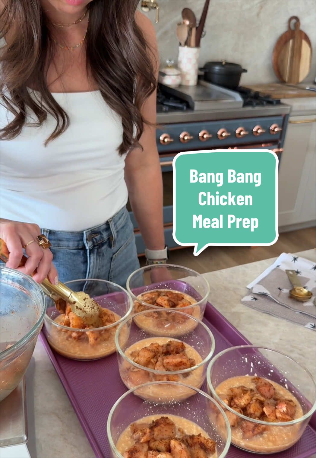 40g+ protein, creamy, spicy, and meal prep approved 🔥 These Bang Bang Chicken Bakes have been on repeat in our house for a reason… they hit your macros AND taste like takeout 🙌🏻 And since it’s my birthday week 🎉 I’m celebrating with a cookbook sale—no code needed! Grab your favorites, stock up, and make hitting your macros way easier 👇🏼 👉 Shop the birthday sale with the link in my profile #mealprepideas #highproteinmeals #easymealprep #macrocounting #weightlossrecipes   