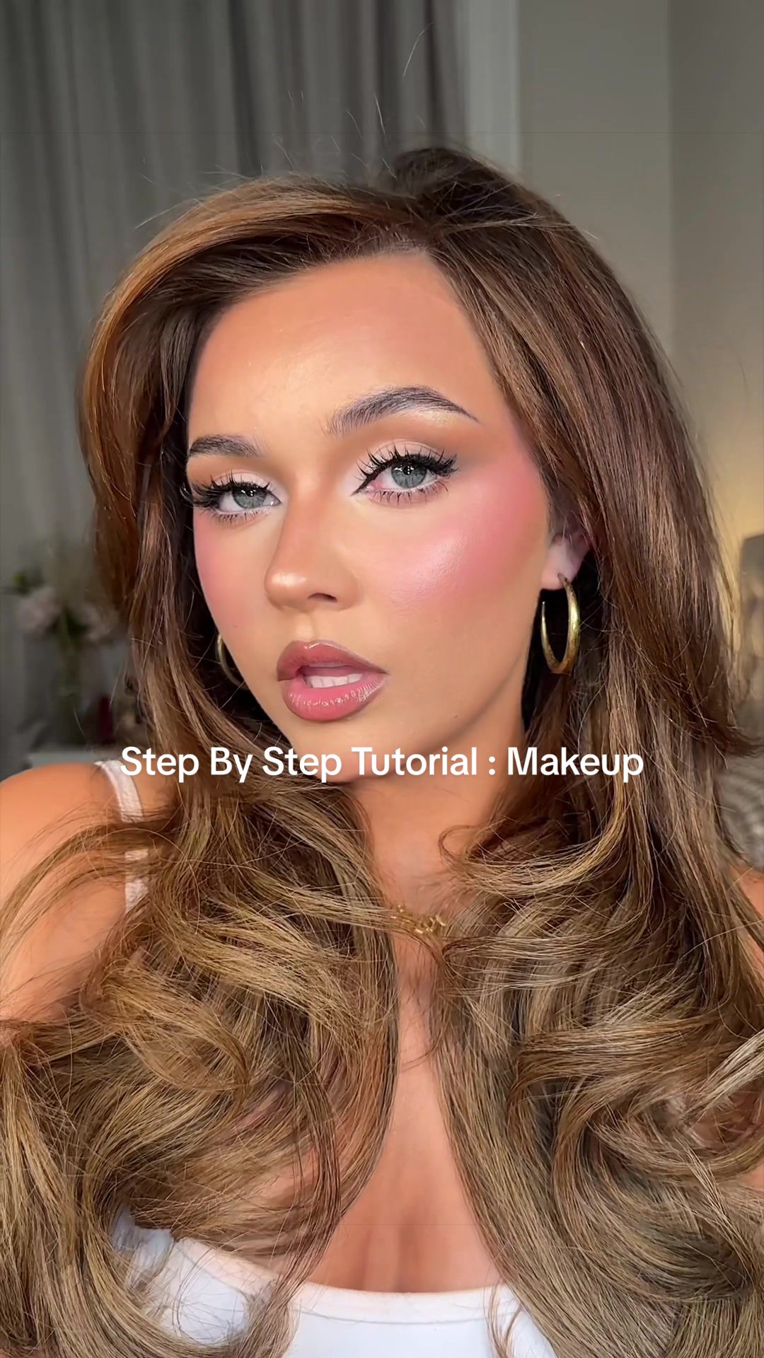 The Tutorial you’ve all been waiting for, a Step by Step on a signature Chloe Glam 💋 ##makeup @@VIEVEbrows  @@NARS Cosmeticspot concealer  @@Biodanceeye patches  @@Cliniquemoisture surge serum @A@Anastasia Beverly Hillsoundation & concealer  @H@Hourglass Cosmeticsoncealer  @u@urbandecayukll nighter setting spray  @m@milkmakeupontour stick  @H@Huda Beautyream blush  @r@rimmellondoniquid highlighter  @hudabeauty loose setting powder / cherry blossom  @A@Armani beautyronzer  @u@urban decaylush  @R@Rare Beautyighlighter  @rimmellondon lip liner / cappuccino  @L@LANEIGE UKip glaze / peach 