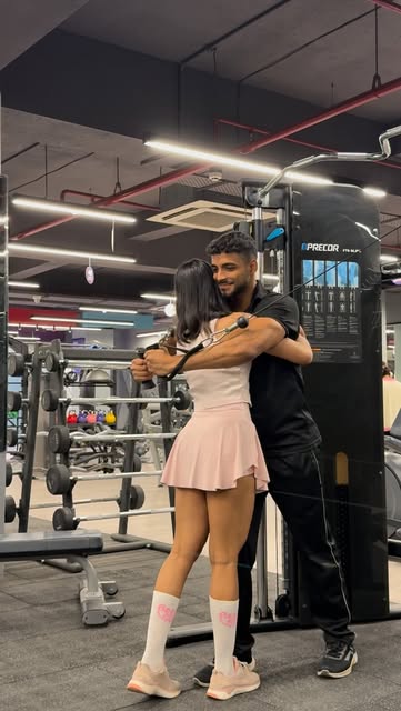 (Just an act ) My sad gym trainer 😭 lagta hai breakup hogaya 💀 

#Reels #gym #gymmotivation #content #gymgirl