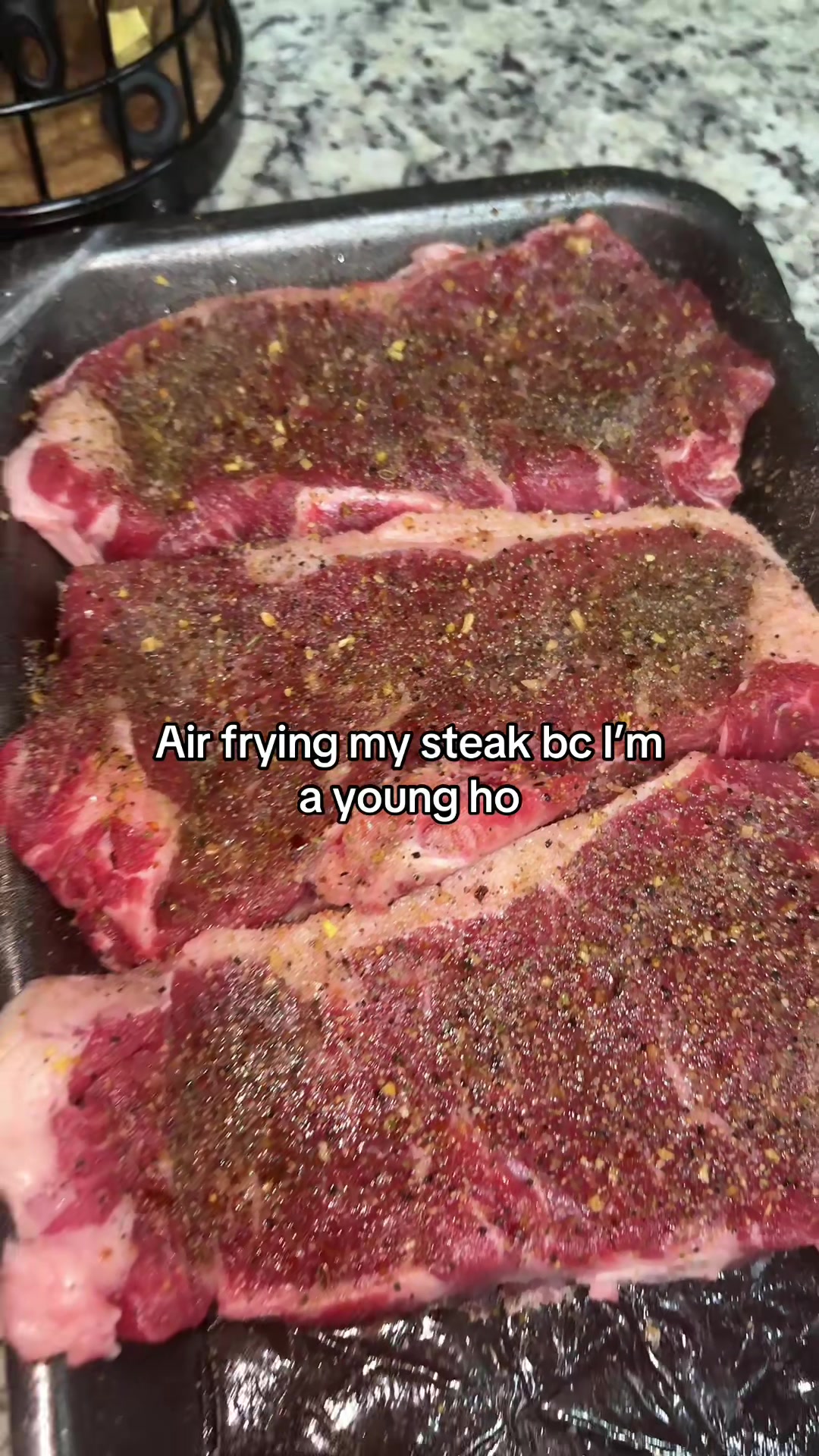 Quick and easy dinner for tonight 👏🏼 #airfryer #steakdinner #momtok #fyp #singlemom 