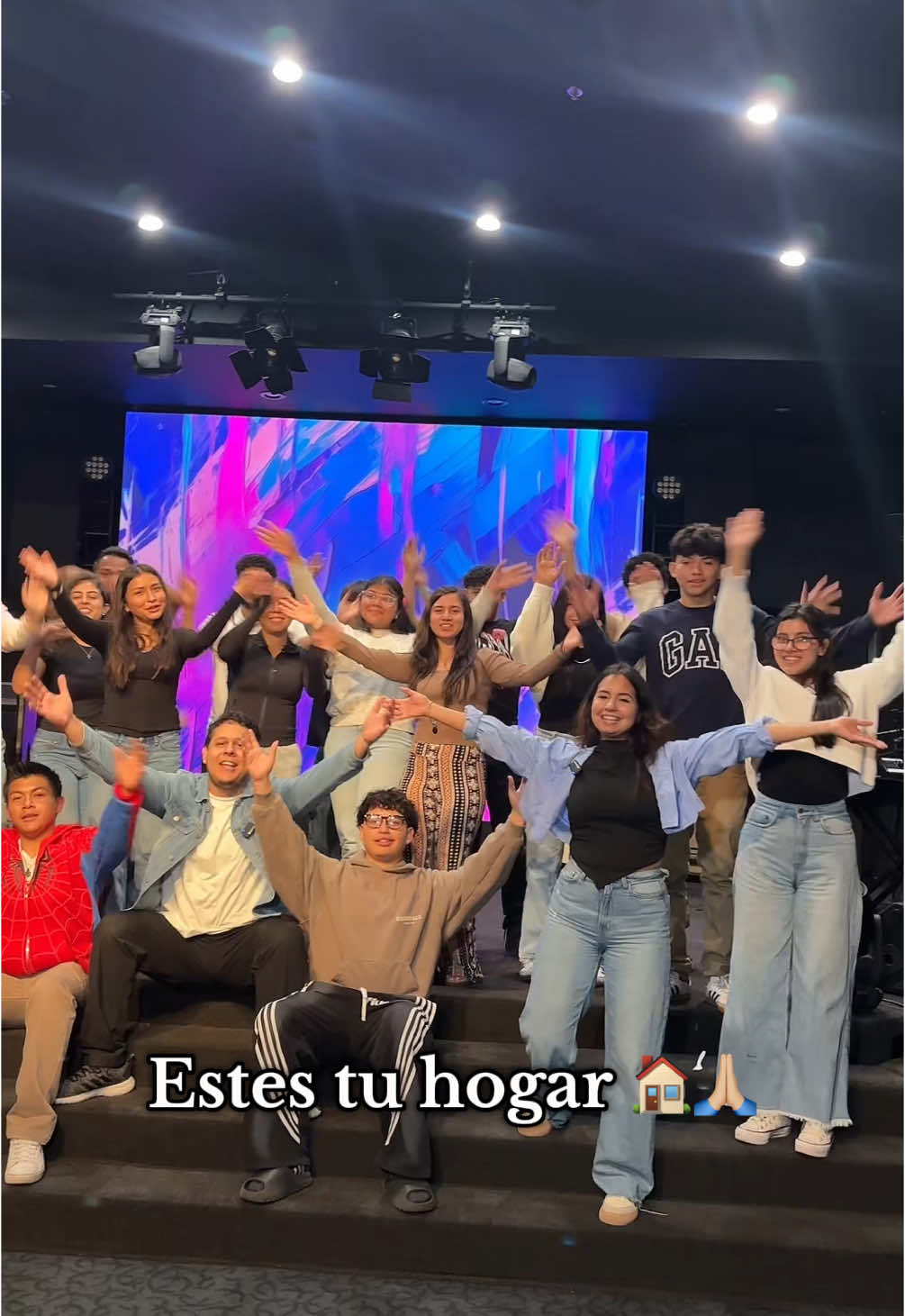 Ven y compañía nos en nuestro grupo de jóvenes, aquí hay lugar para todos 🩷✝️#youthgroup #church#jesuslovesyou #redimidos #jovenescristianos #cristoteama #fyp 