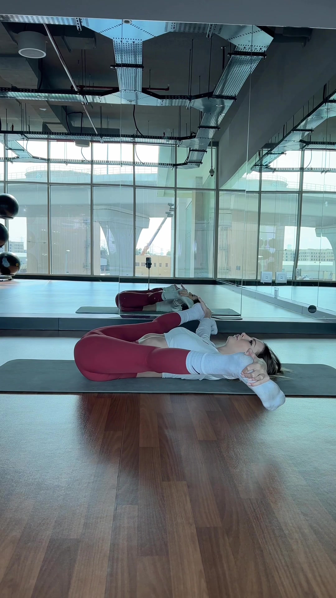 Vanilla yoga 😌 #yoga #yogagirl #yogaflow #pilates #flexibility #gymnastics #pilatesgirl #yogatok #usa_tiktok #gymnastics #xuhuong 