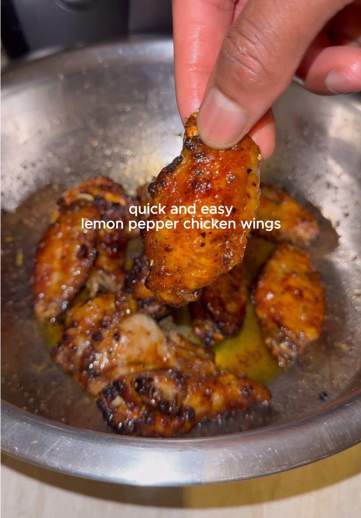 easy air fryer lemon pepper chicken wings! #chickenwings #lemonpepper #airfryer #tasty #quickrecipes