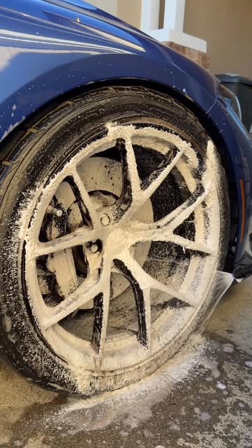 From dusty to flawless wheels 💦

📲 Free quote: (279) 273-9144
🔗 Or book via the link in bio

#BMW #WheelCleaning #CarDetailing #AutoDetailing #CleanCar