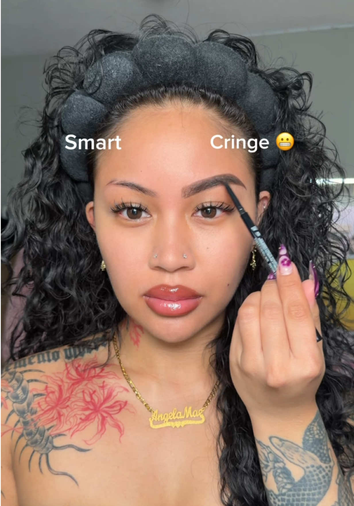 which side do y’all prefer?👀  PRODUCTS:  @Morphe Cosmetics micro brow pencil @L’Oréal Paris @loréal paris usa infallible 24h brow lamination #makeup #grwm #beauty #makeuptips #makeuptrend 