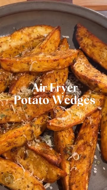 Air Fryer Potato Wedges

Ingredients:
* 3 medium potatoes, sliced into wedges
* 1 tsp salt
* 1 tsp garlic powder
* 1 tsp paprika
* ½ tsp cayenne pepper (optional, for a kick)
* 1–2 tbsp olive oil
* Fresh parsley or dried parsley

Full recipe will be linked in my bio.

#potatowedges #airfryer #airfryerrecipes